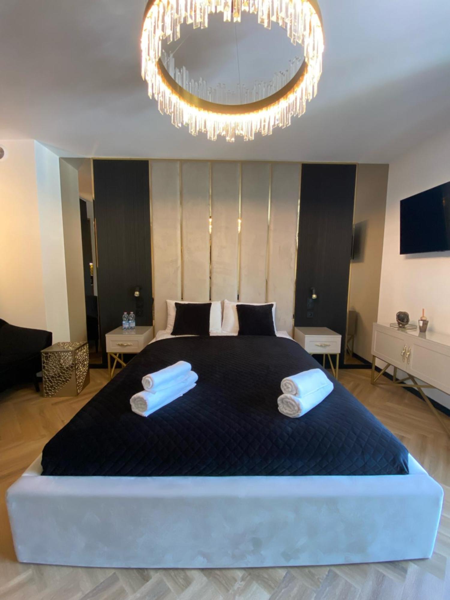 Lux Stays By Torres At K39 Cracovie Extérieur photo