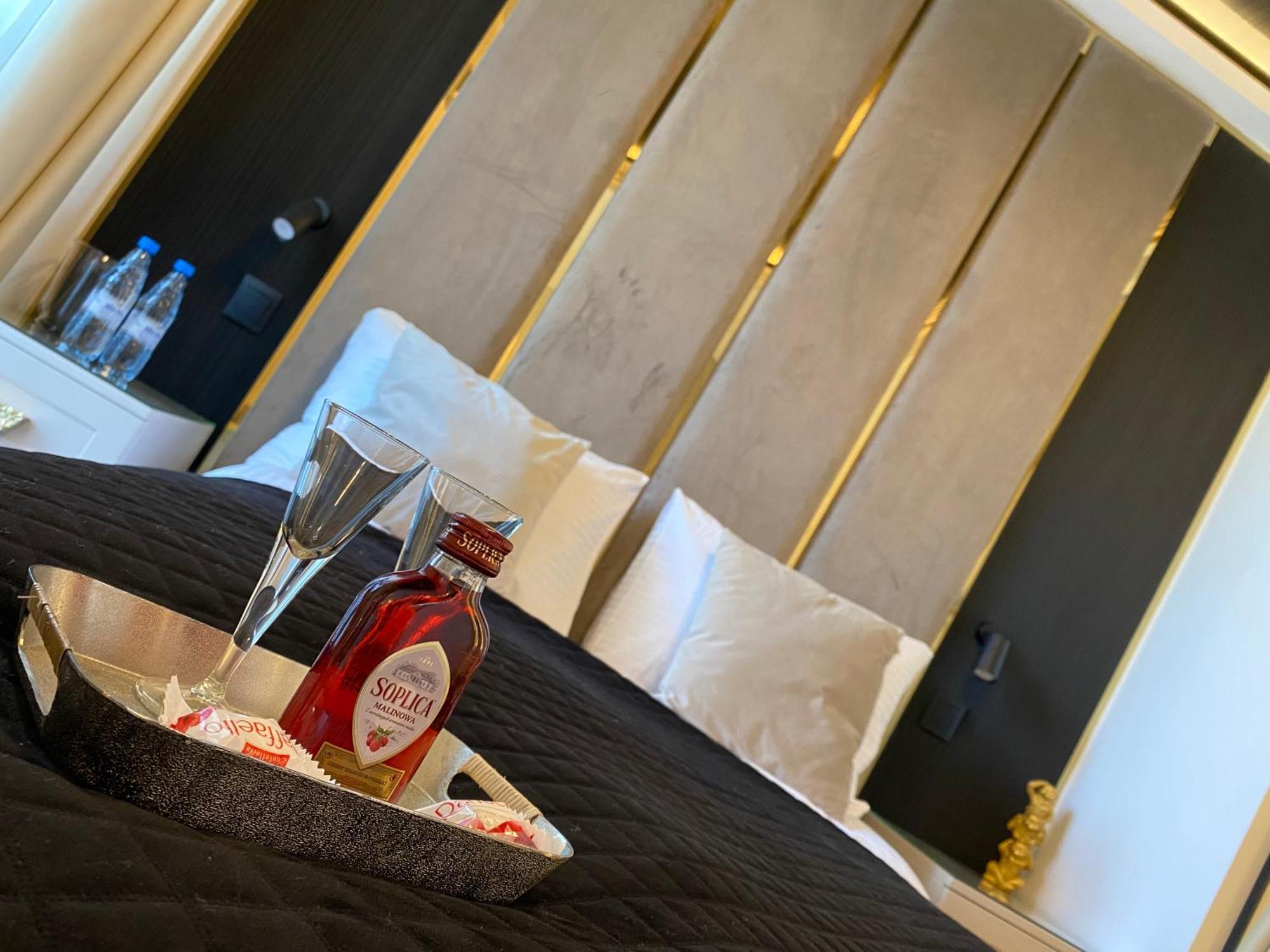 Lux Stays By Torres At K39 Cracovie Extérieur photo